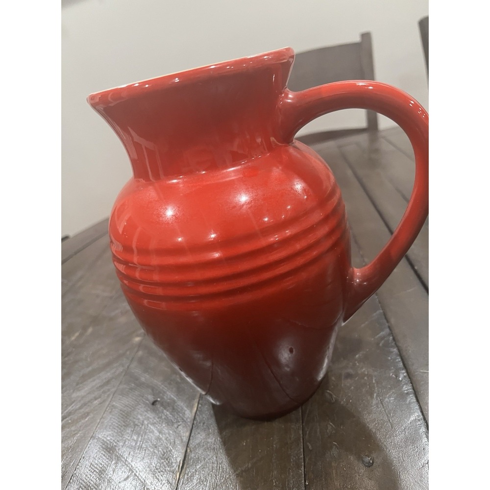 Le Creuset Stoneware‎ Cerise Red Stoneware 2 Quart Pitcher 9" Tall